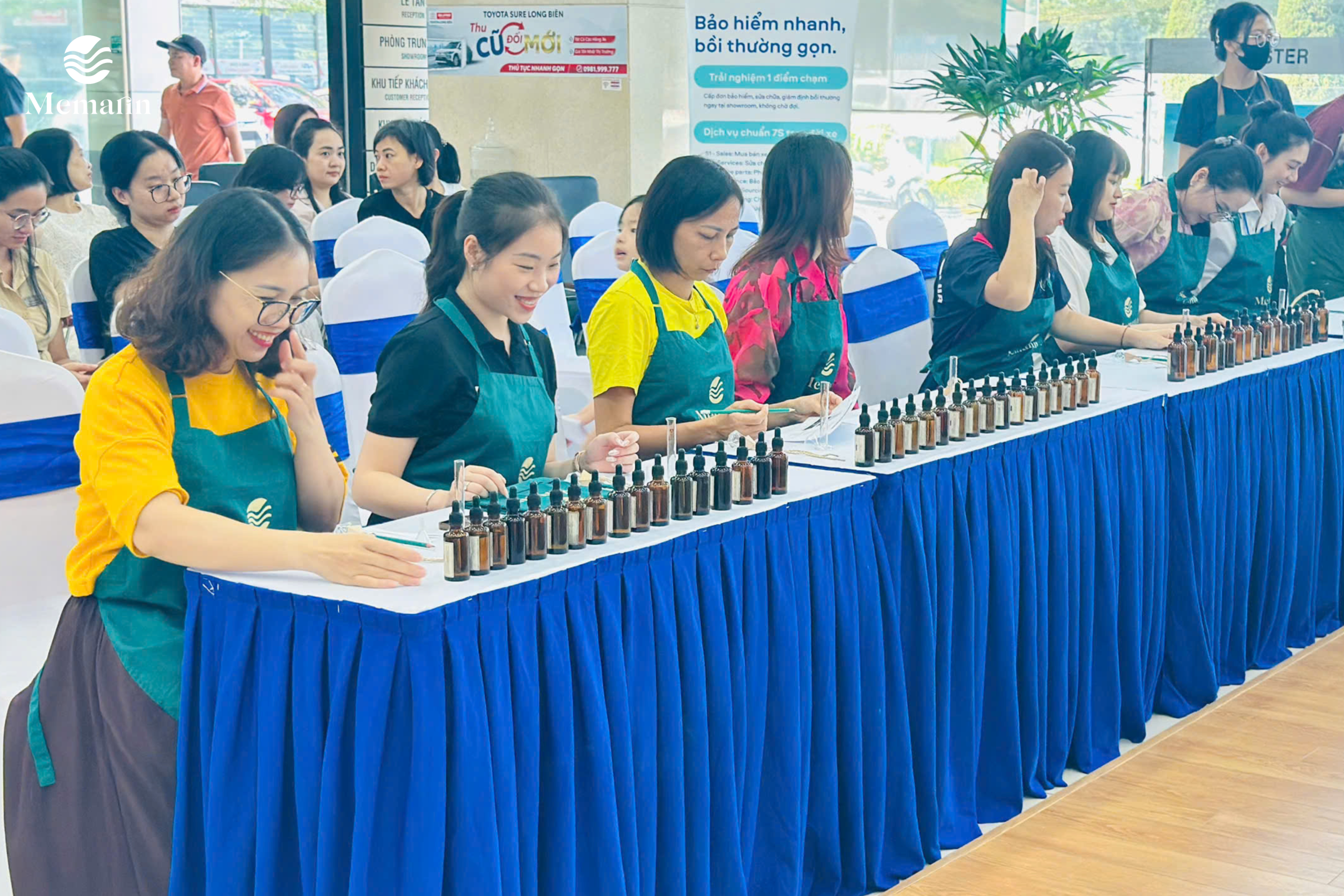 Tự tay làm tinh dầu treo xe tại workshop