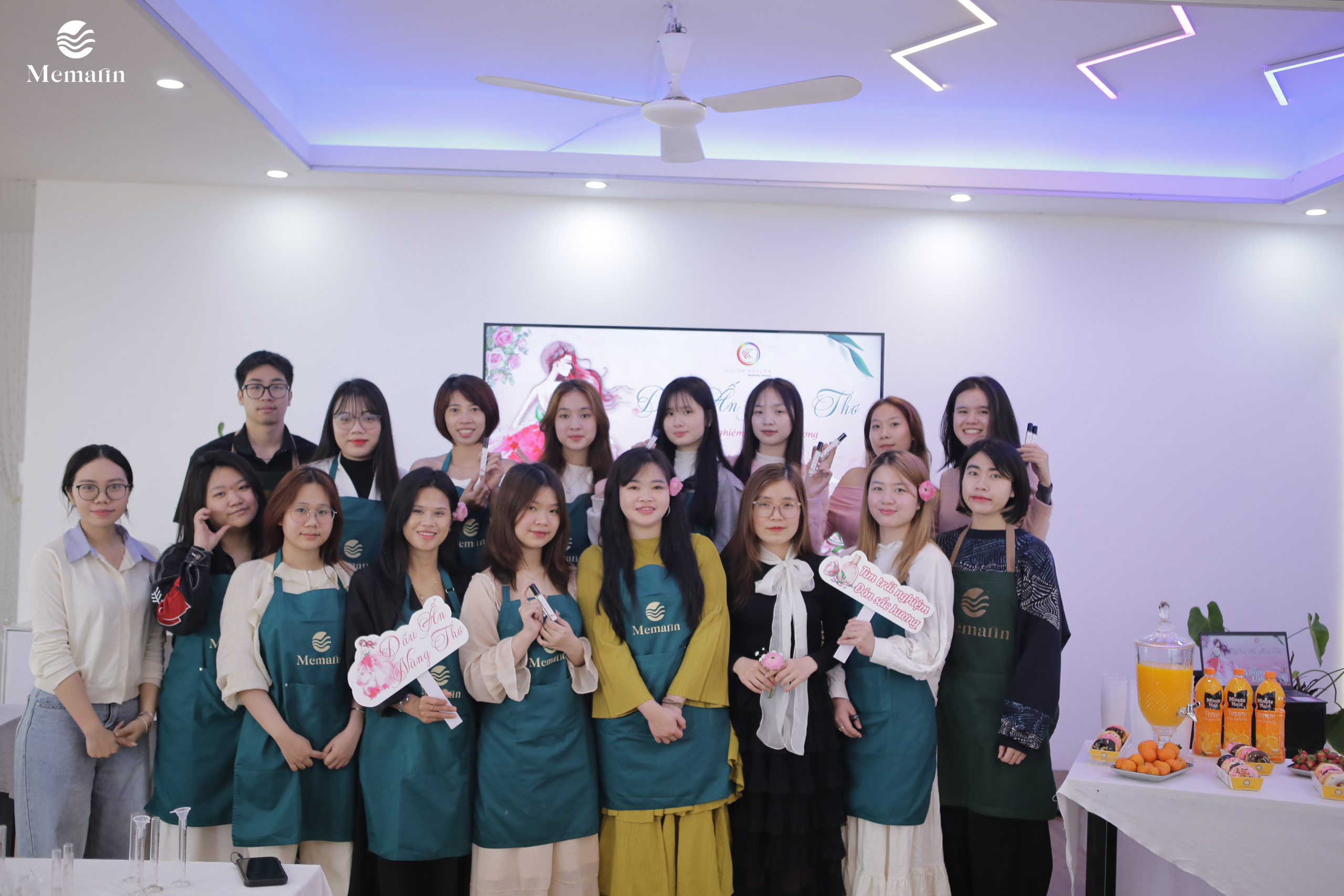 Workshop nước hoa doanh nghiệp tại Kiến Trúc Xây Dựng Thành Vinh
