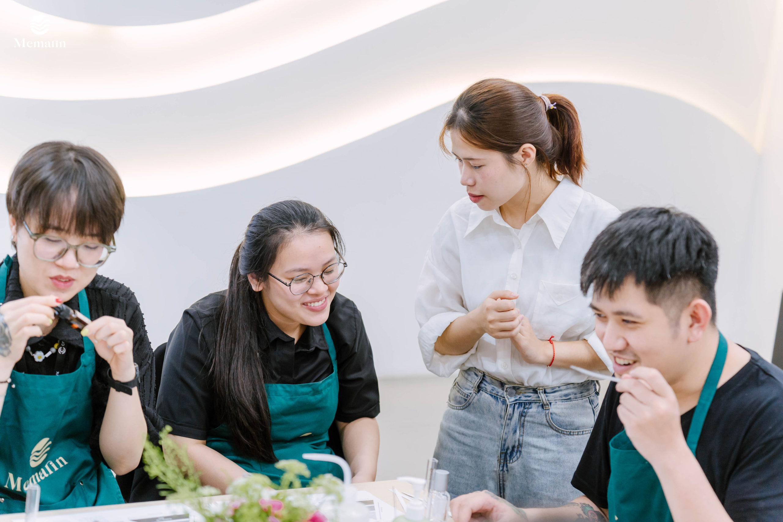 Workshop nước hoa cùng Cocolux: 5 dấu ấn của nghệ thuật hương thơm Memarin tổ chức workshop nước hoa doanh nghiệp cho Cocolux